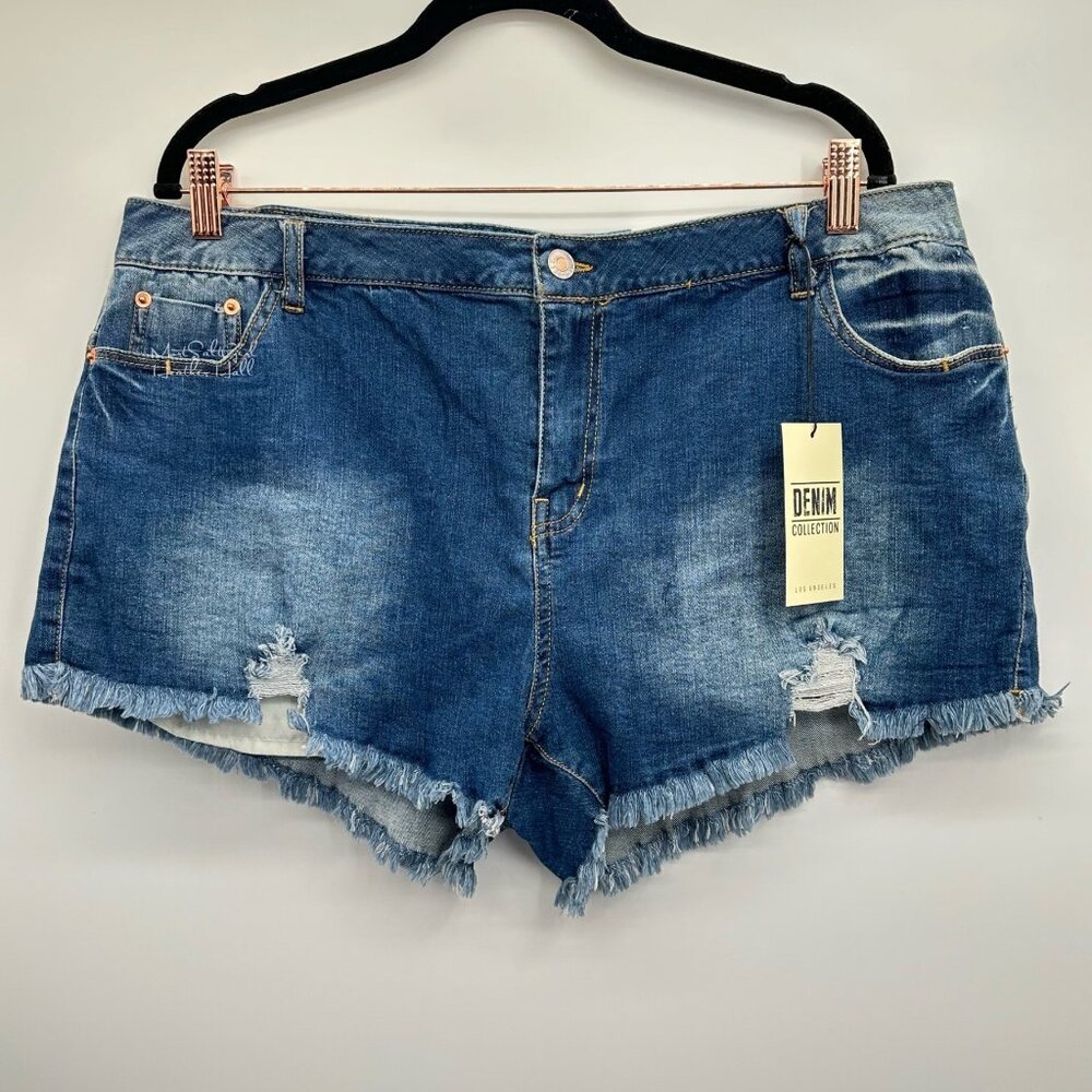 Premium Denim Love Tree NWT Distressed Stretch Shorts Size 3X